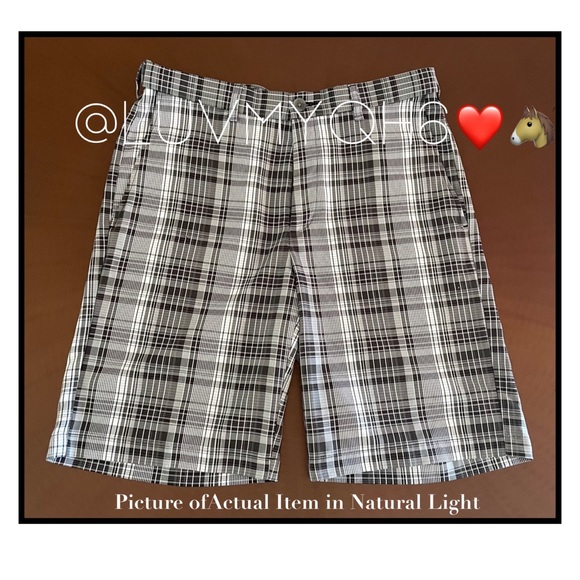 Haggar Men's Shorts Cool 18 Expandable-Waist - Picture 2 of 4